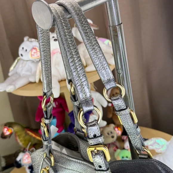 💥PRADA - Silver Metallic Vitello Daino Leather Shoulder Bag BN1346 - 136U894 - Picture 5 of 17